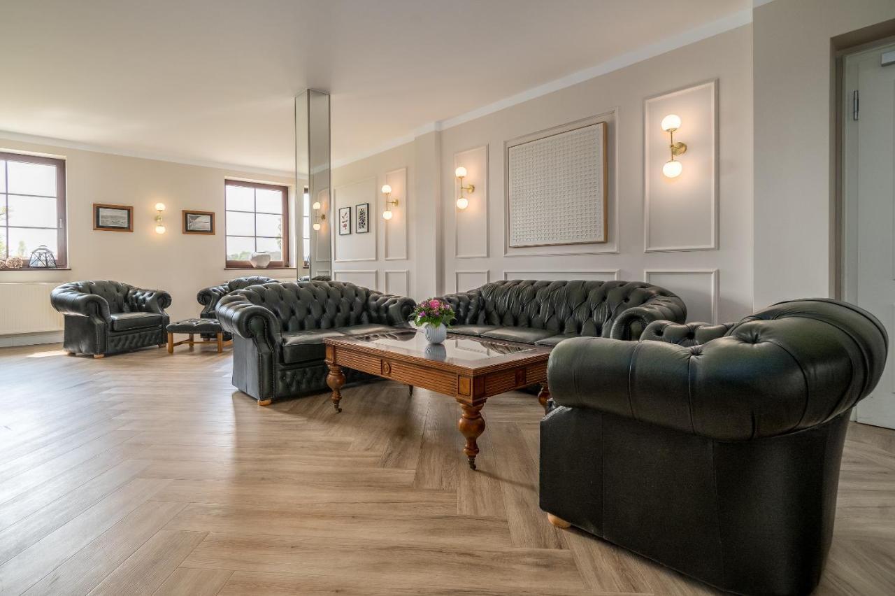 Residenz Am Ostufer Hotel Boek Екстериор снимка