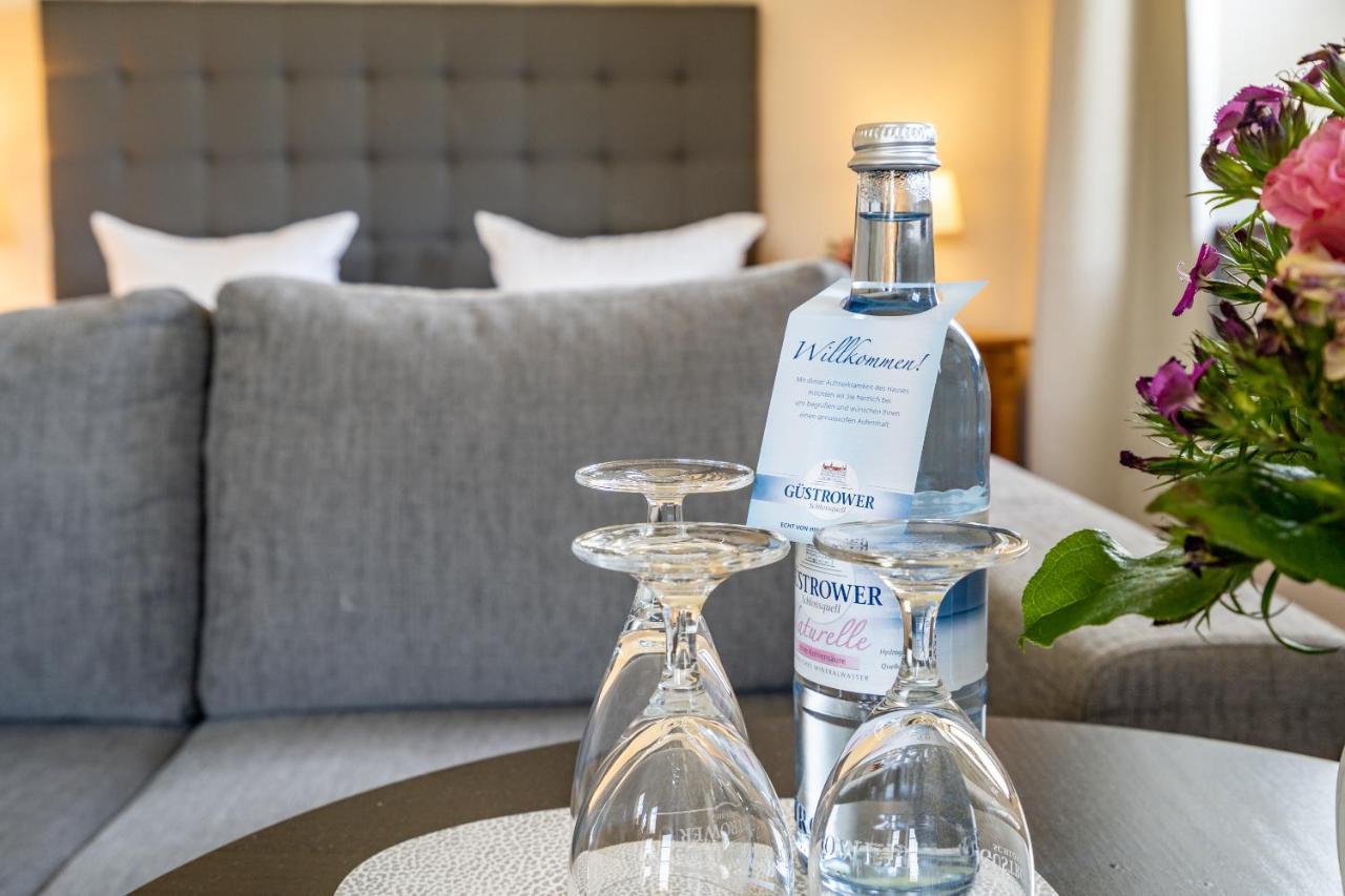 Residenz Am Ostufer Hotel Boek Екстериор снимка
