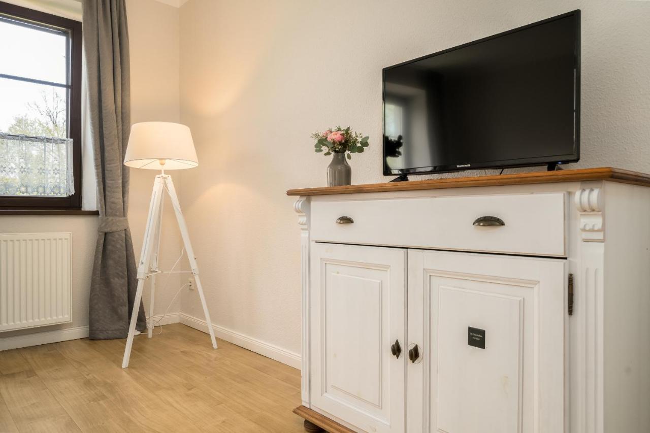 Residenz Am Ostufer Hotel Boek Екстериор снимка