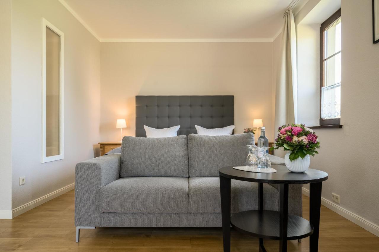 Residenz Am Ostufer Hotel Boek Екстериор снимка