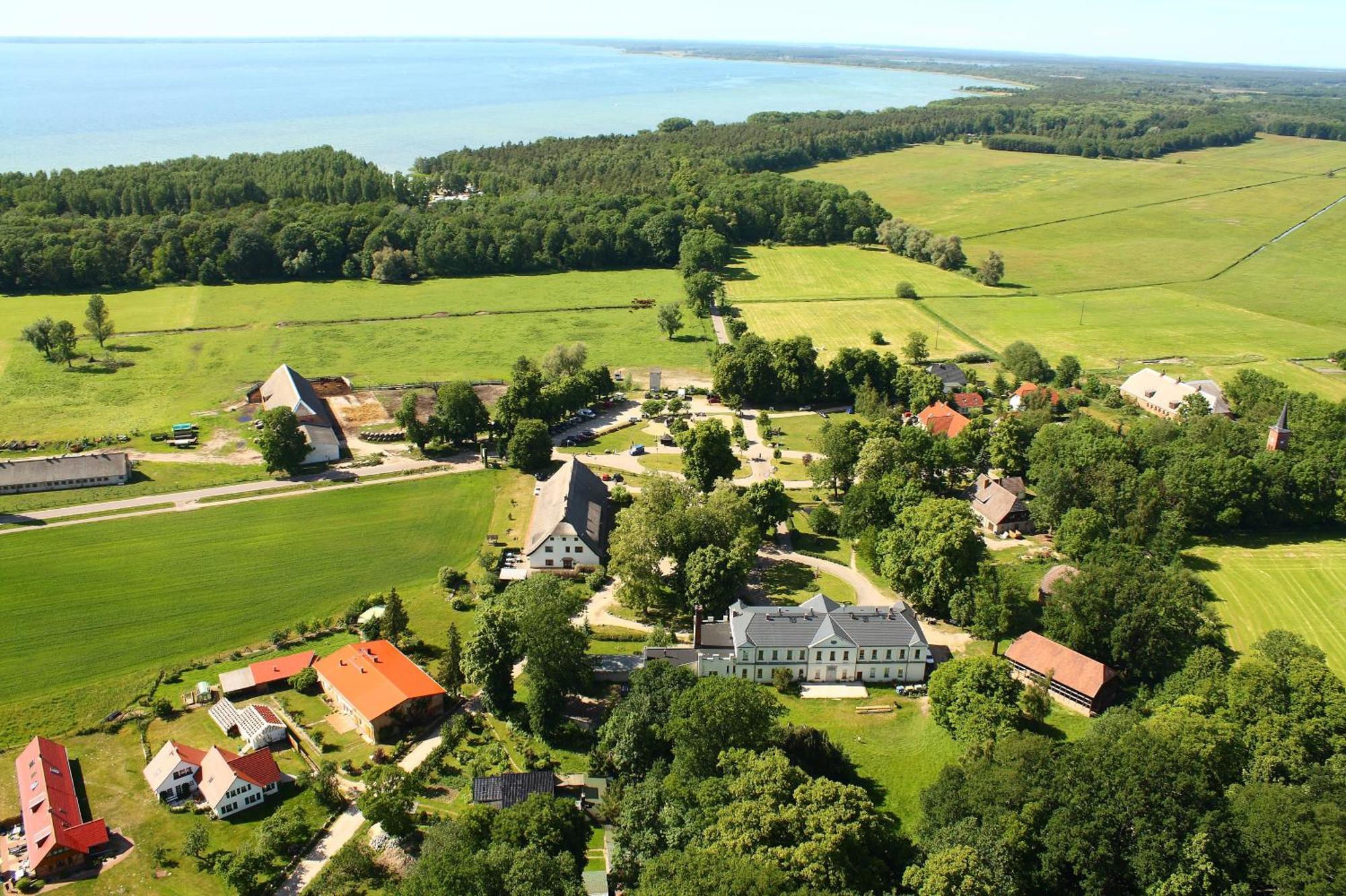 Residenz Am Ostufer Hotel Boek Екстериор снимка