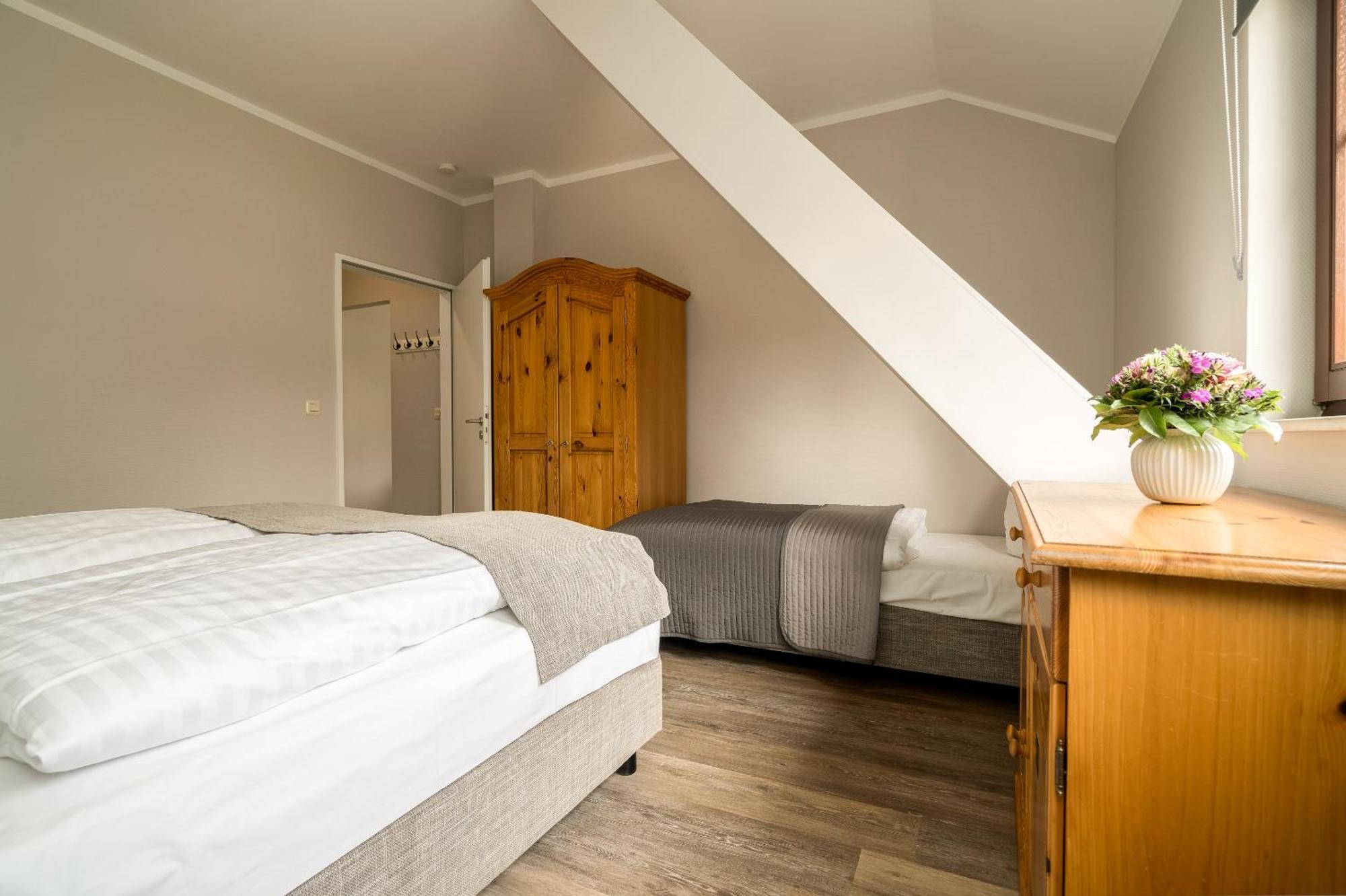 Residenz Am Ostufer Hotel Boek Екстериор снимка